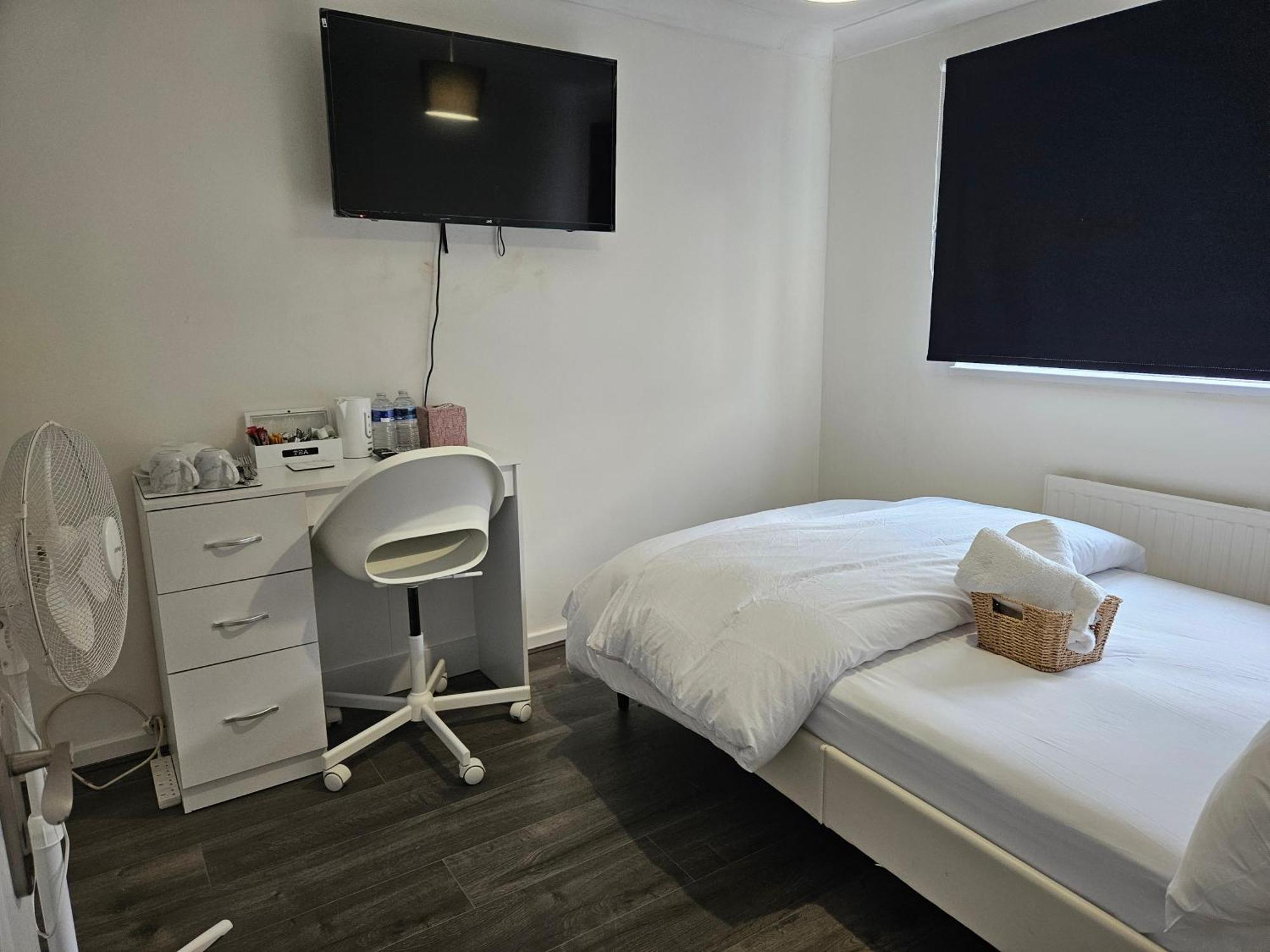 Jays-Rooms Pitsea Esterno foto