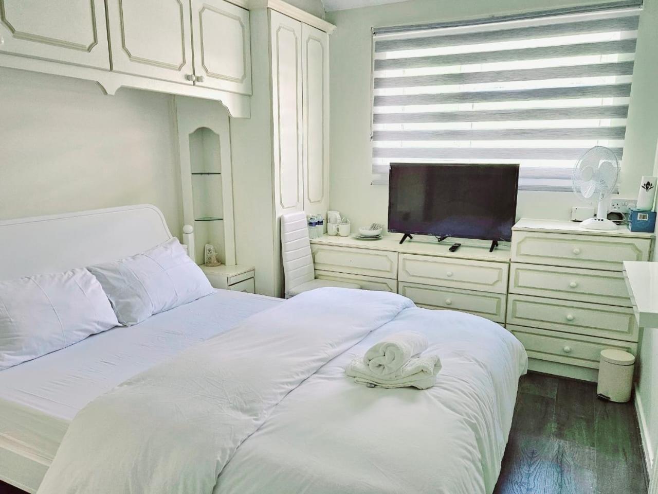 Jays-Rooms Pitsea Esterno foto